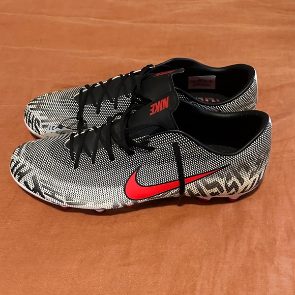 Nike Vapor Cleats - 12 - NWT!!! - Picture 1 of 5